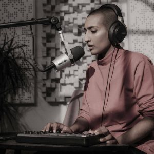 Shure MV7 SILVER (直播收音咪 #XLR #USB 輸出) - Image 7