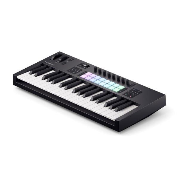 Novation Launchkey 37 MK4 (37 鍵 MIDI 控制鍵盤 — 全尺寸) - Image 5