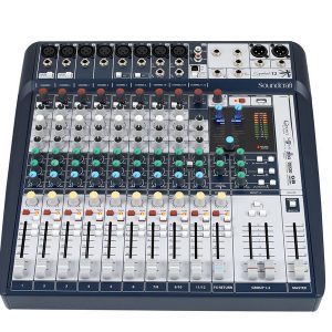 Soundcraft Signature 12 mixer