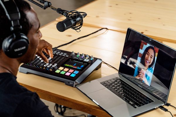 Tascam Mixcast 4 (Podcast Station with built-in Recorder / USB Audio Interface) - Image 6